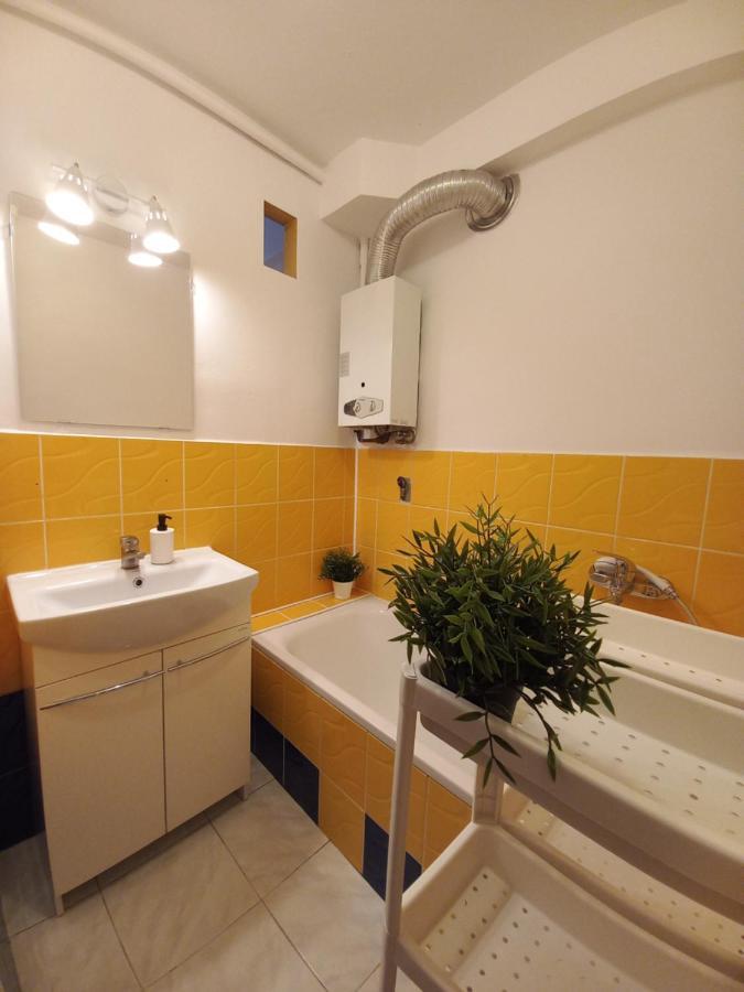 Tanie Spanie Na Grunwaldzkiej - Zameldowanie Bezobslugowe- *